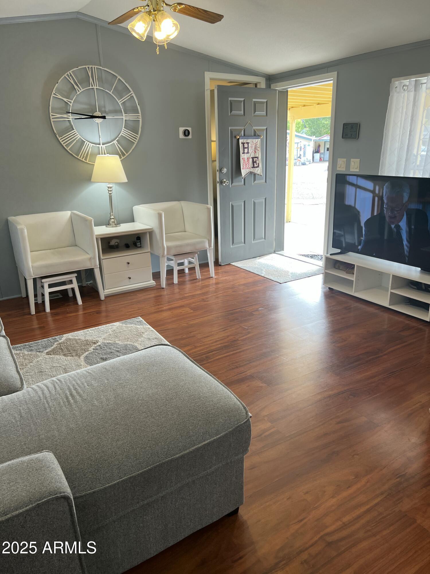 HOUSTON CREEK LANDING - Residential