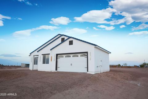 A home in Tonopah