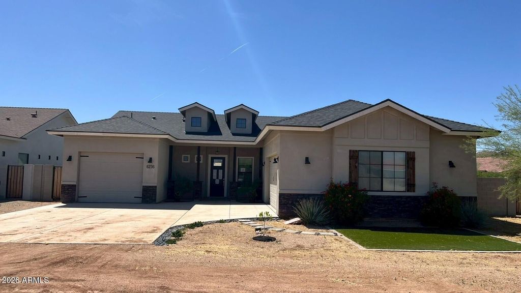 Photo of 6236 S Flora Lane, Gold Canyon, AZ 85118 (MLS # 7023759)