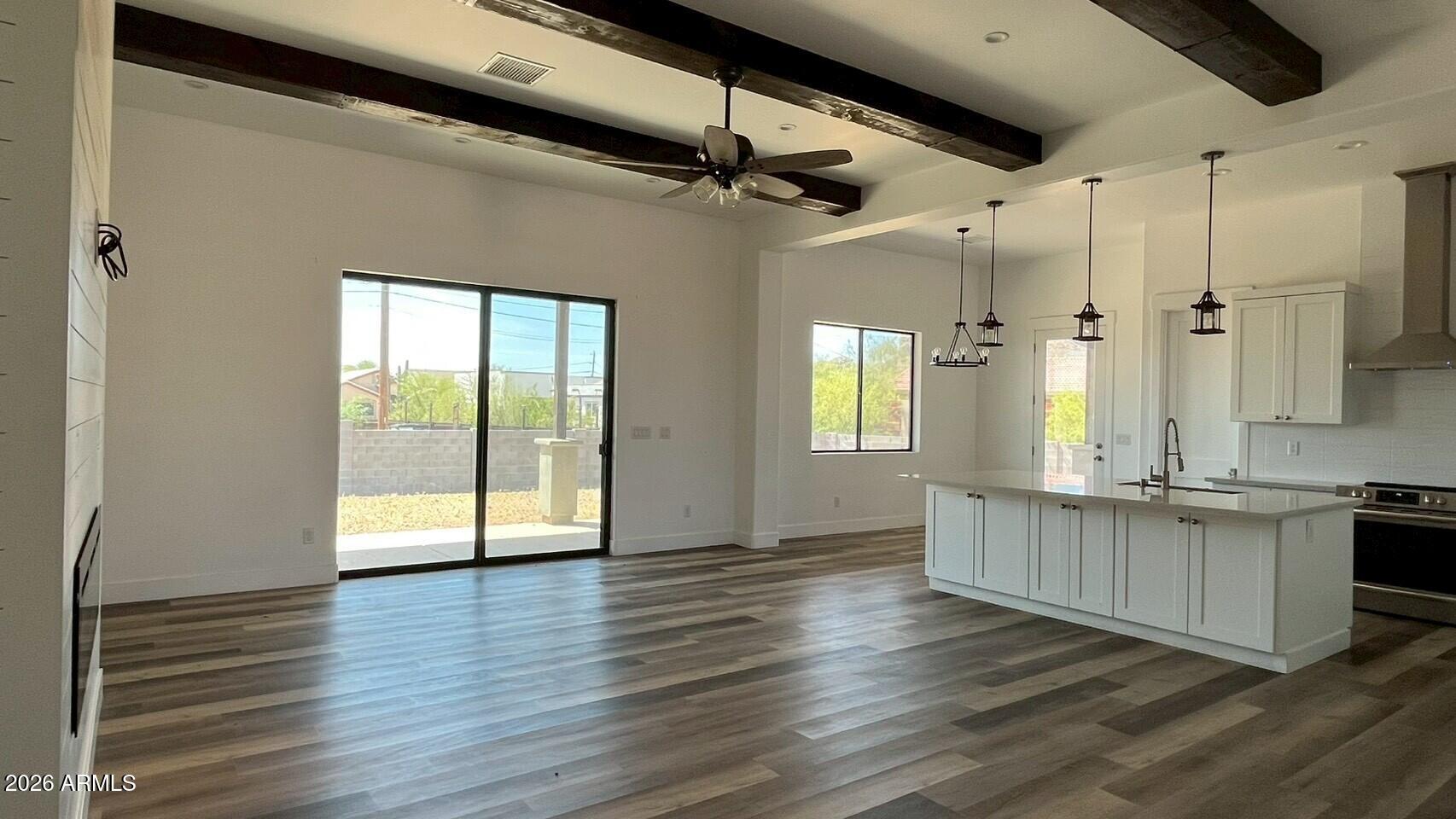 6236 S FLORA Lane