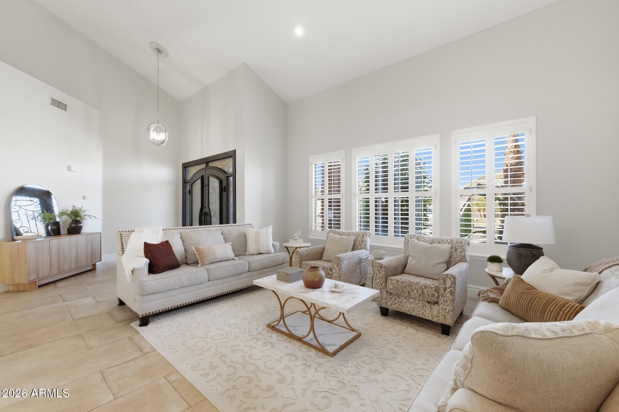 3425 E MOCKINGBIRD Drive