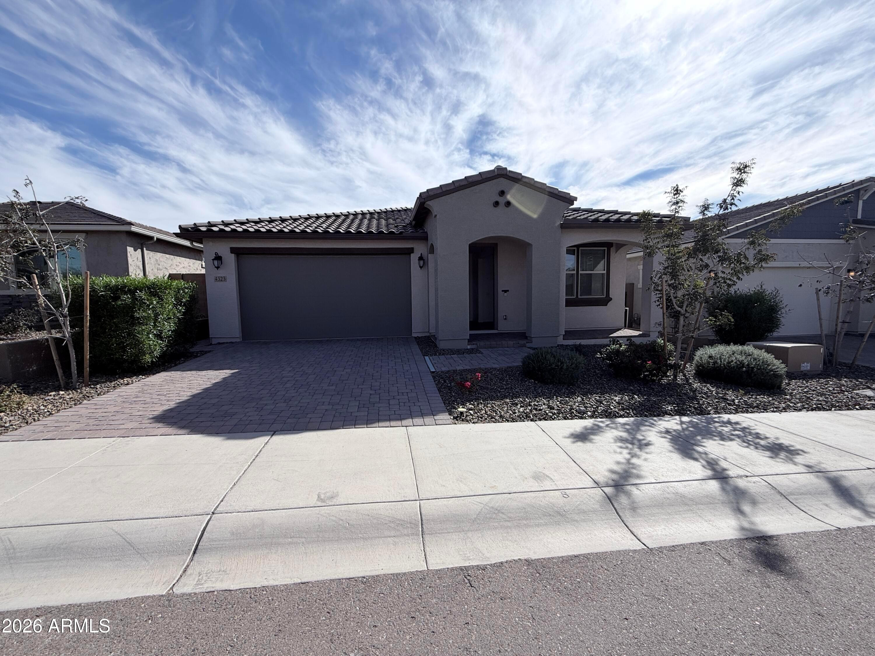 4323 W Palace Station Road