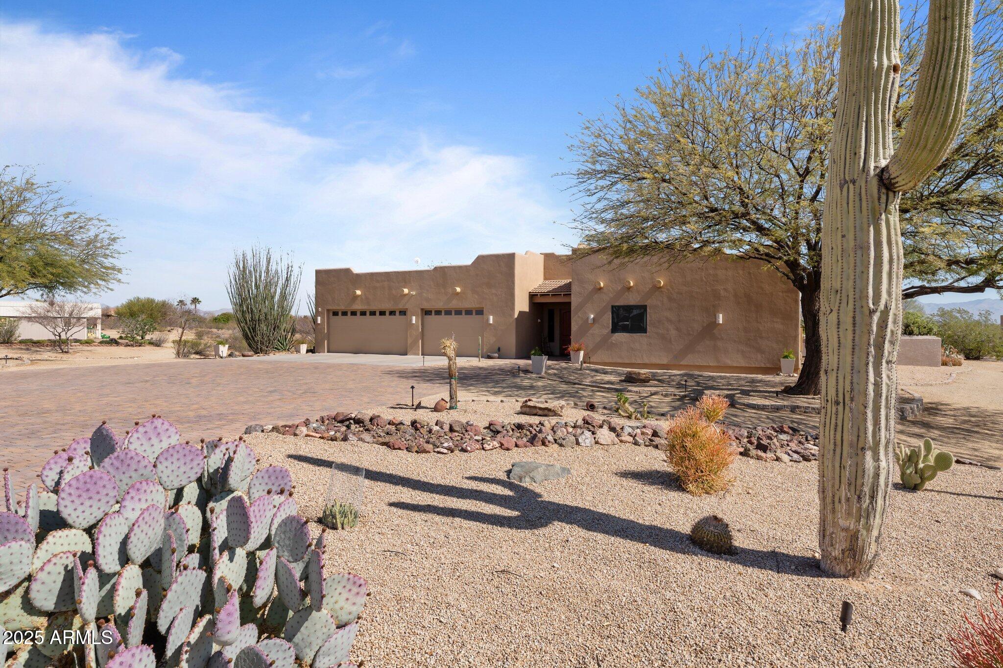 20910 W CATTLE IRON Drive