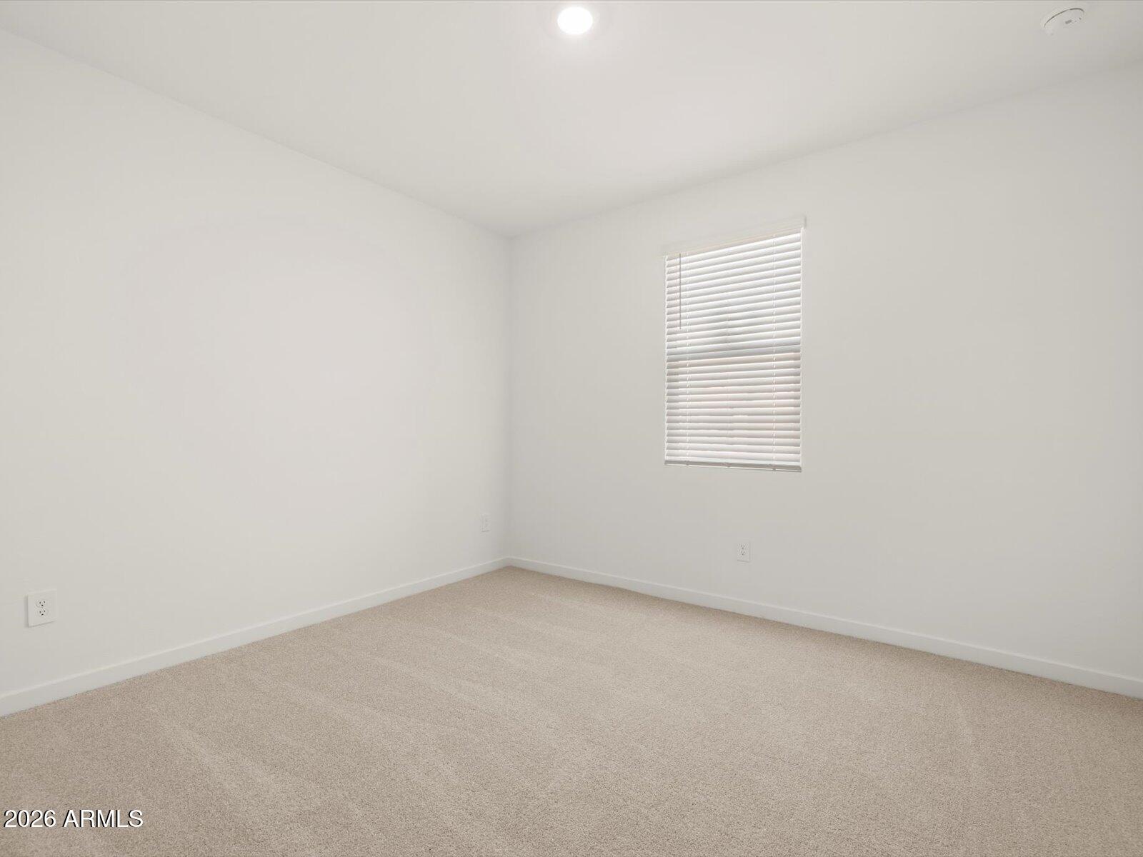 32883 N Vineyard Avenue