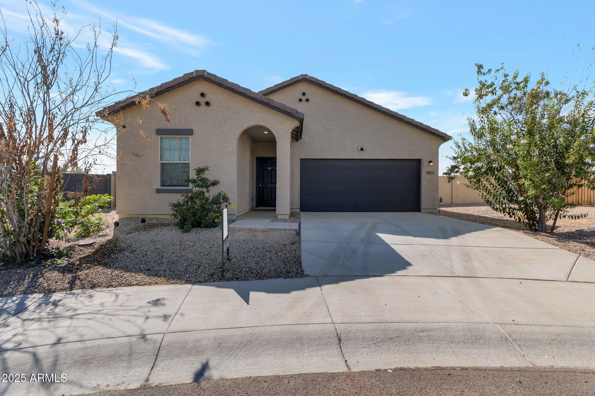 19447 W HAZELWOOD Street