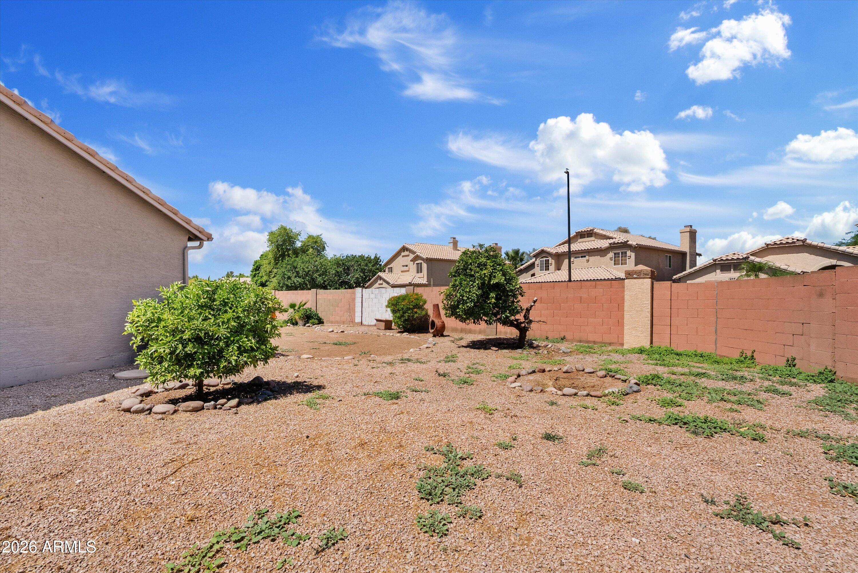 EL DORADO LAKES GOLF COMMUNITY TRACT F - Residential