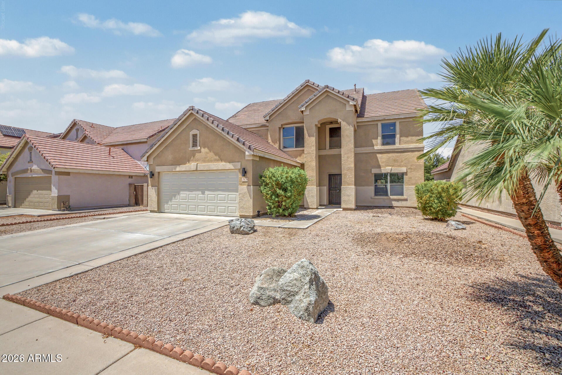 2474 E WESTCHESTER Drive