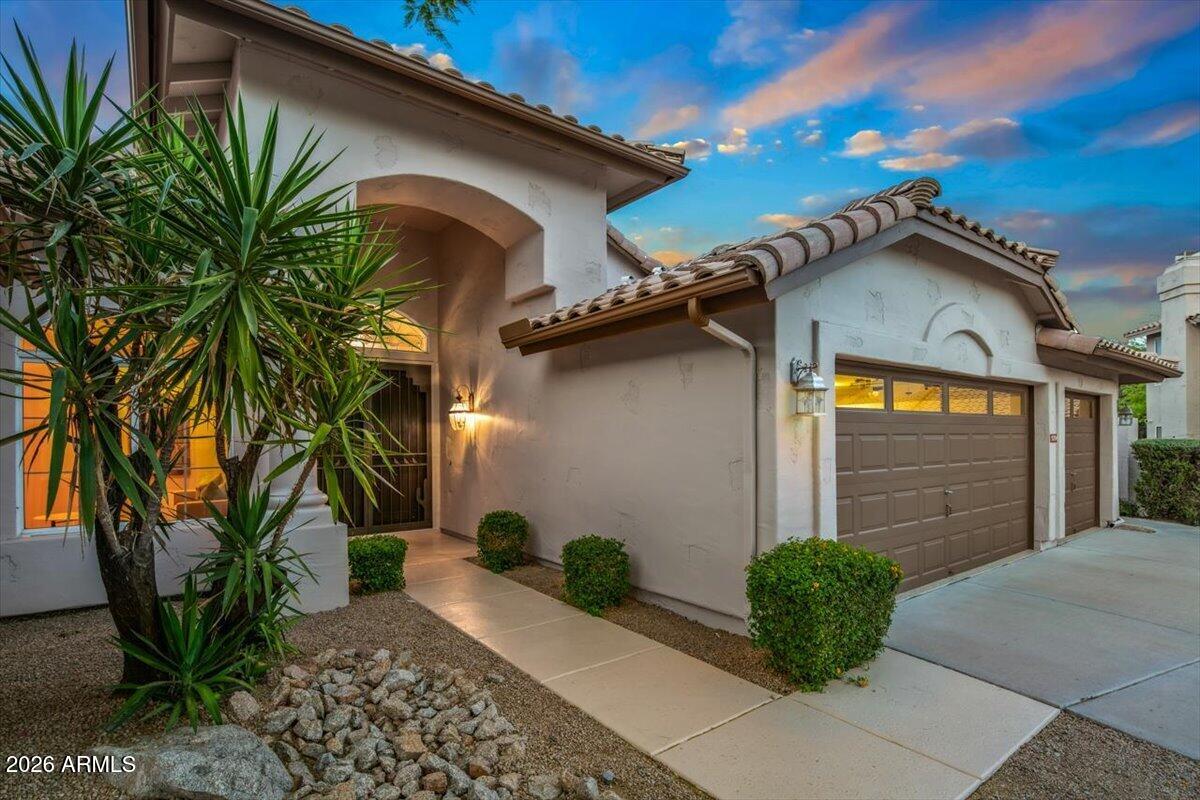 9294 E PALM TREE Drive