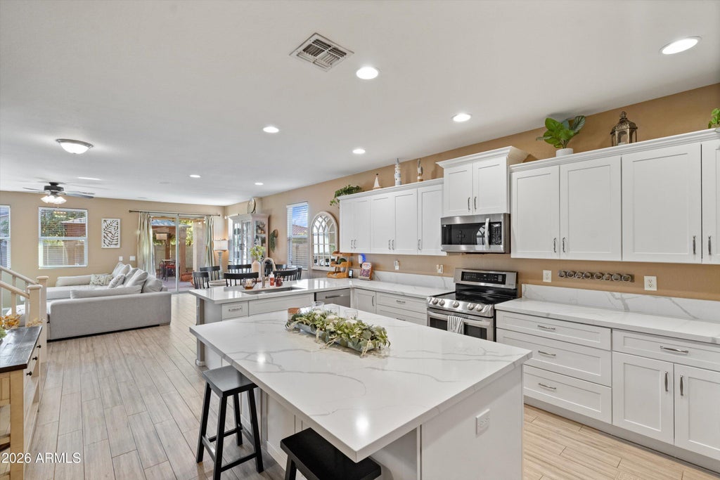 Photo of 16999 W Hilton Avenue, Goodyear, AZ 85338 (MLS # 7094169)