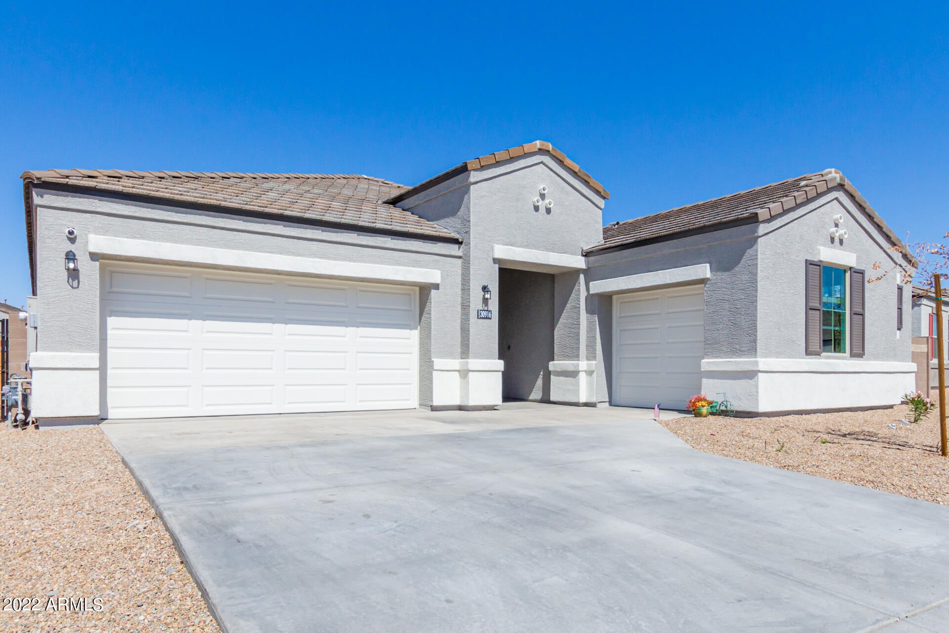 30916 W VERDE Lane