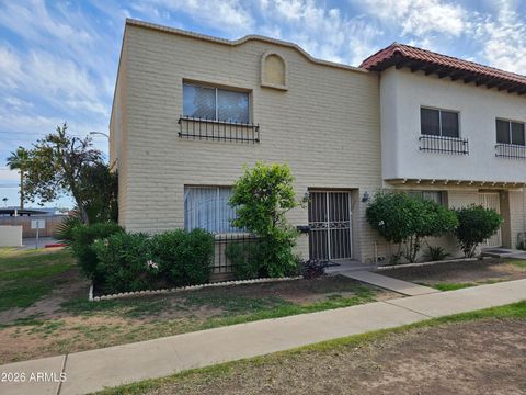 4614 N 19 Avenue Phoenix AZ 85015