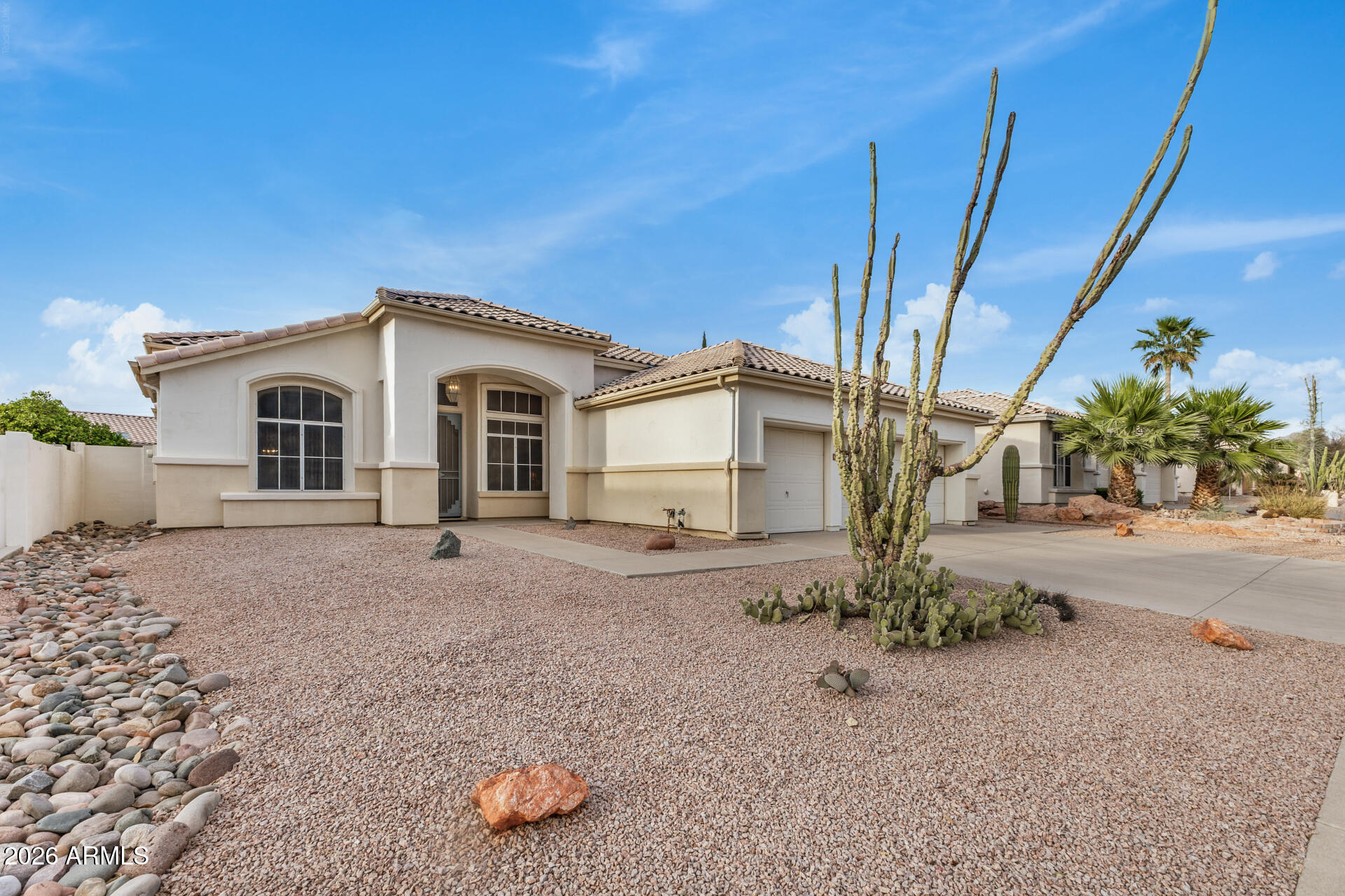 6558 E ROLAND Street