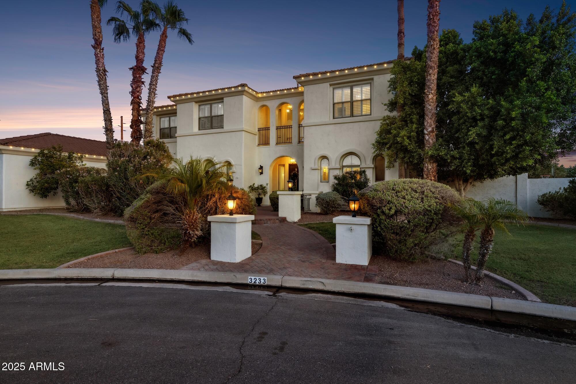 3233 E INDIGO Circle