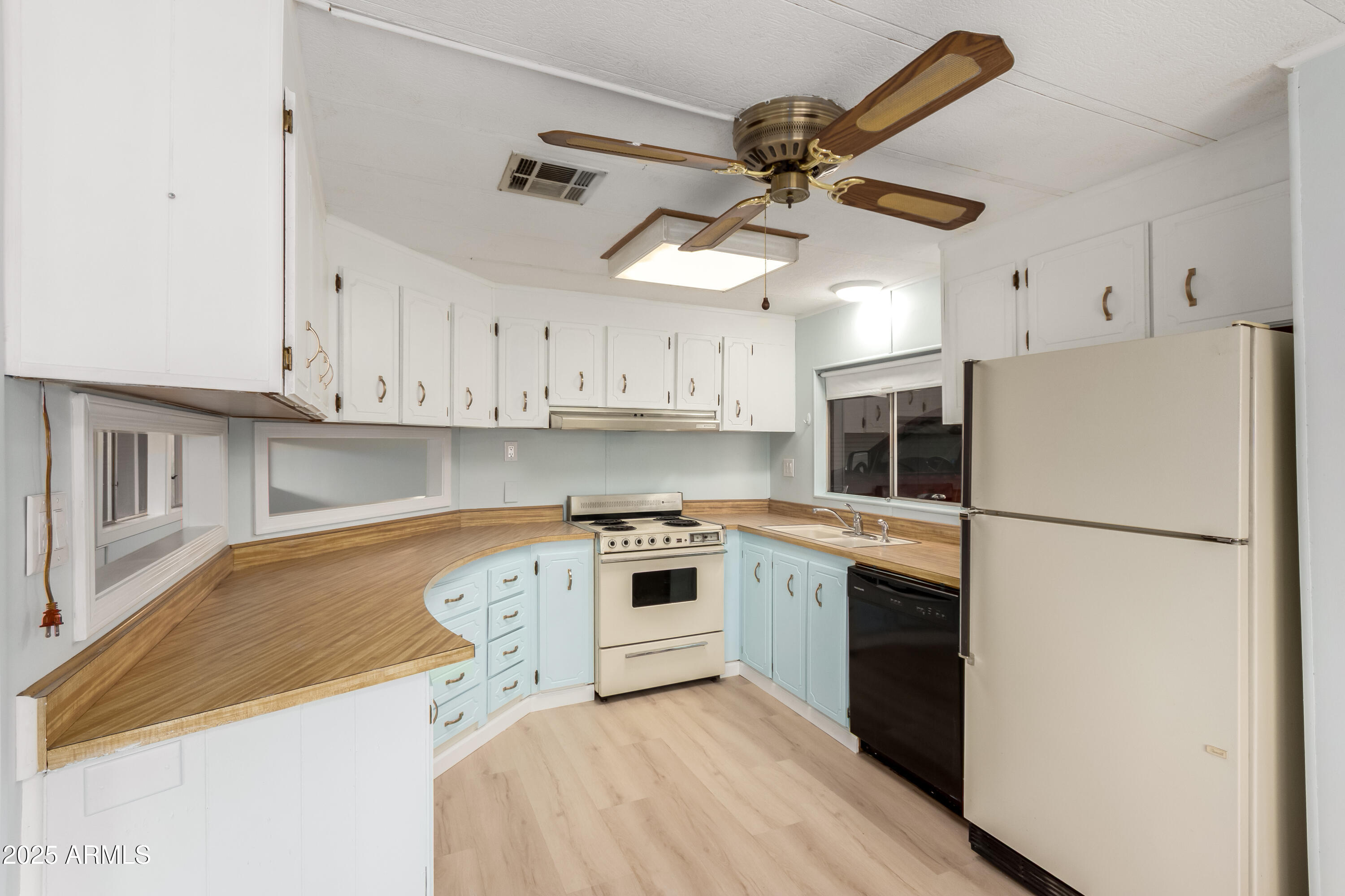 6830 W MCKINLEY Street