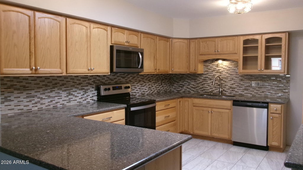 Photo of 535 S Canyon Drive, Sierra Vista, AZ 85635 (MLS # 7053946)