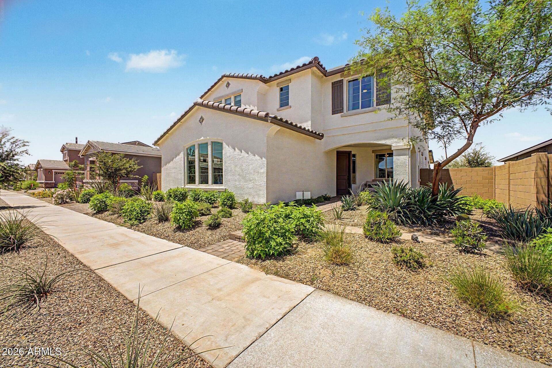21674 E LORDS Way
