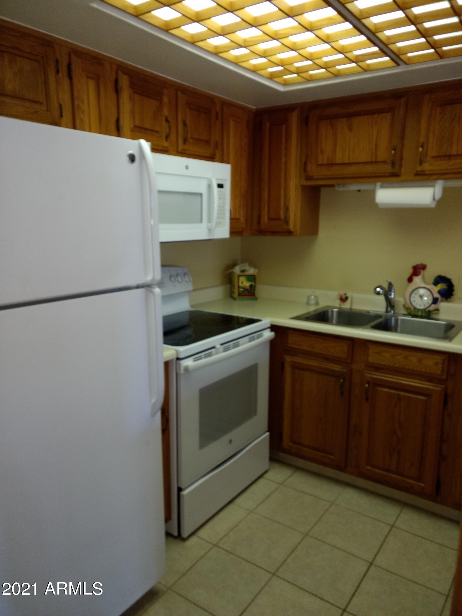 10330 W THUNDERBIRD Boulevard C219