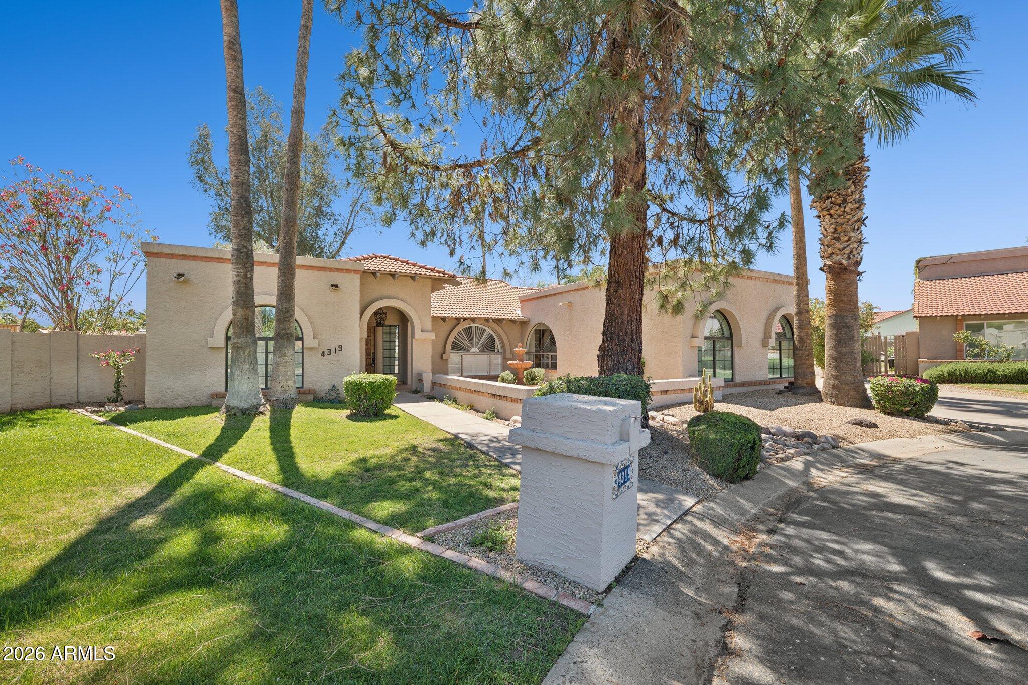 4319 E LUPINE Avenue