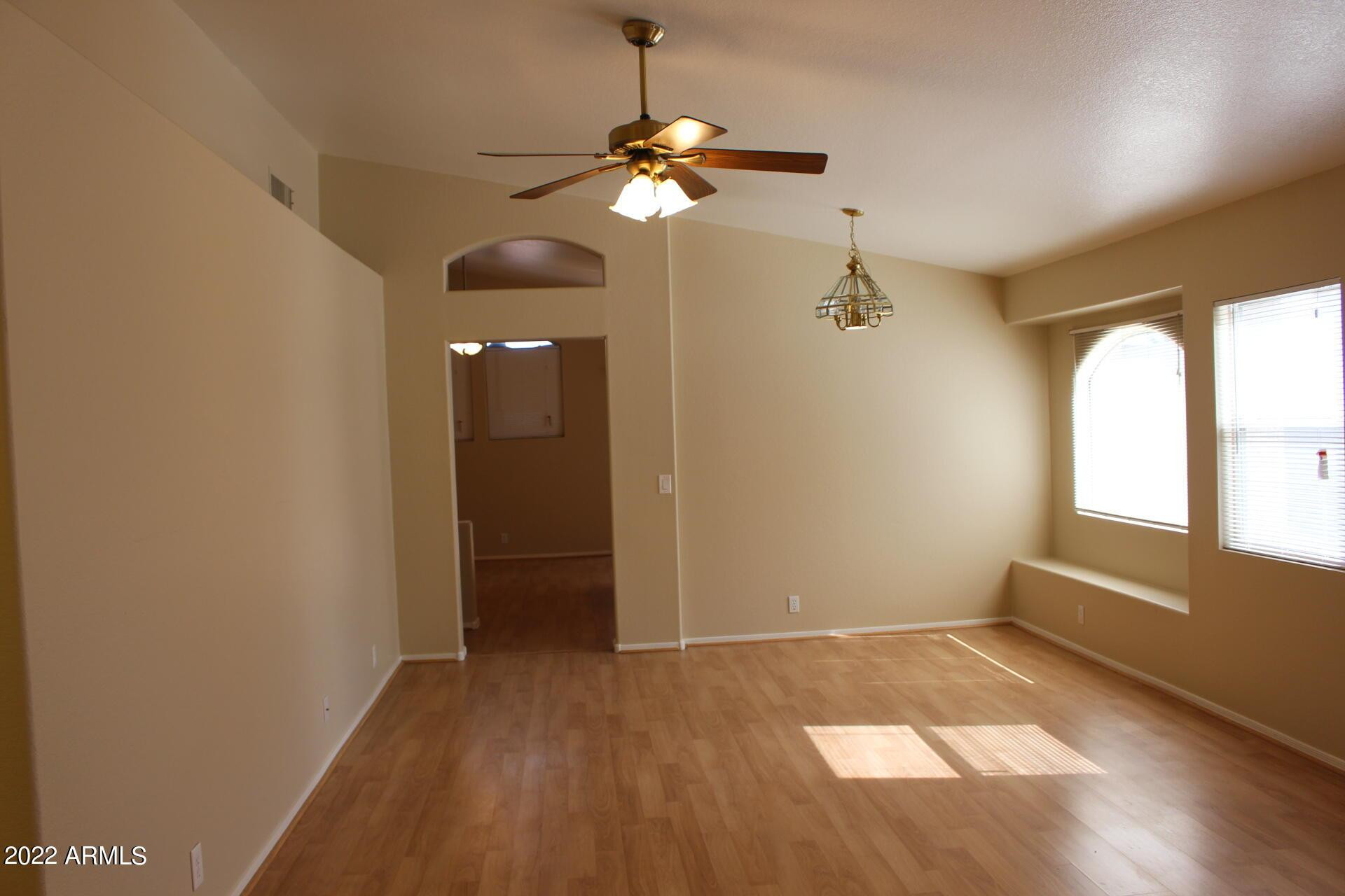 807 W Kesler Lane