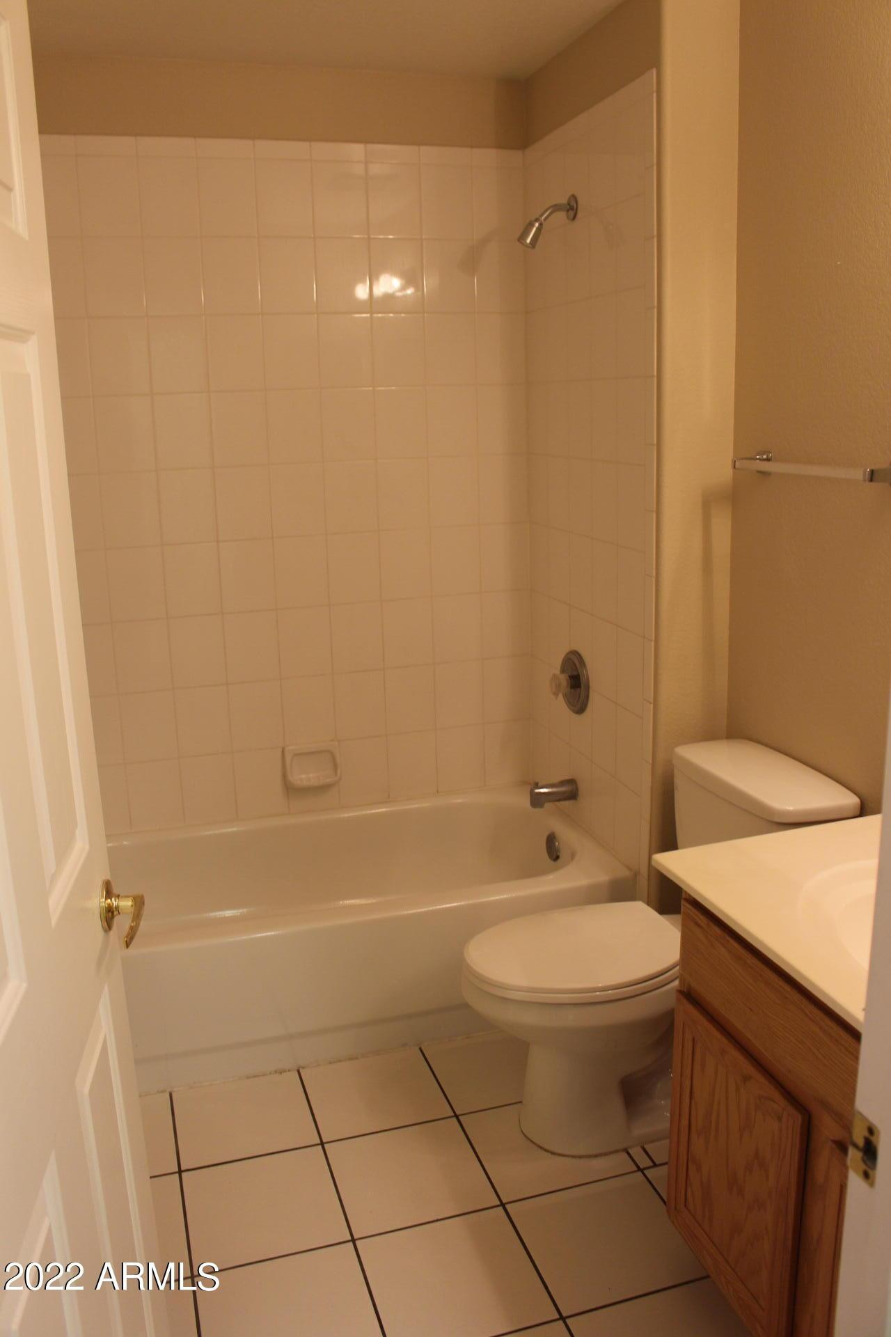 807 W Kesler Lane
