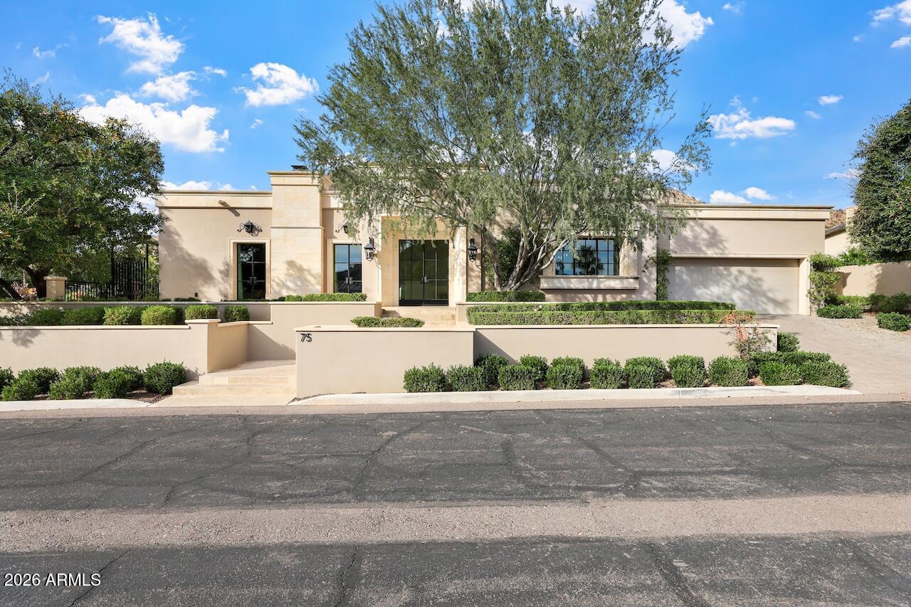 5434 E LINCOLN Drive 75