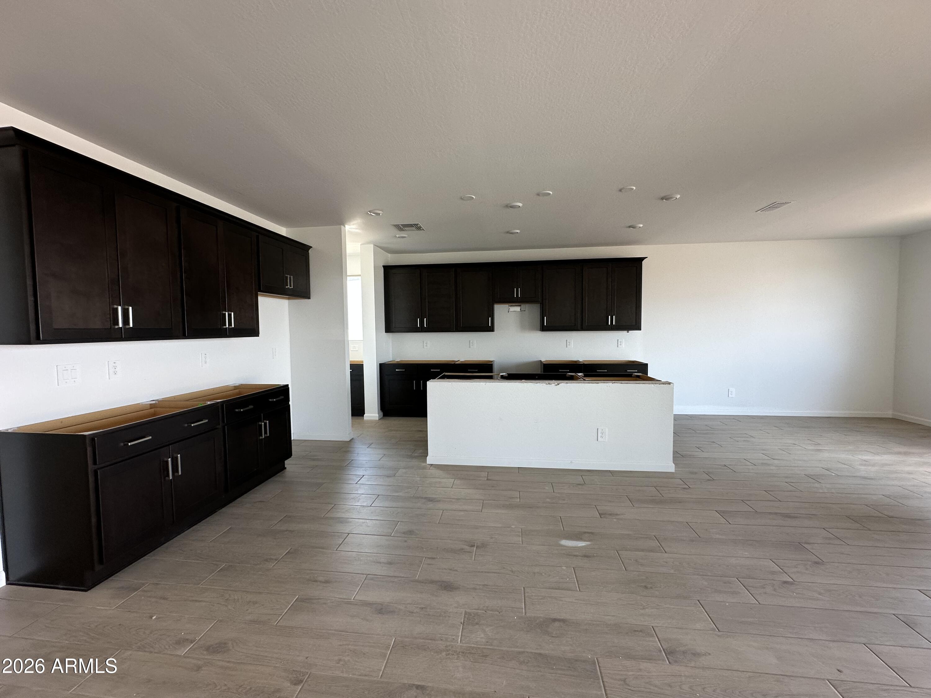 47090 W PECAN WOODS --