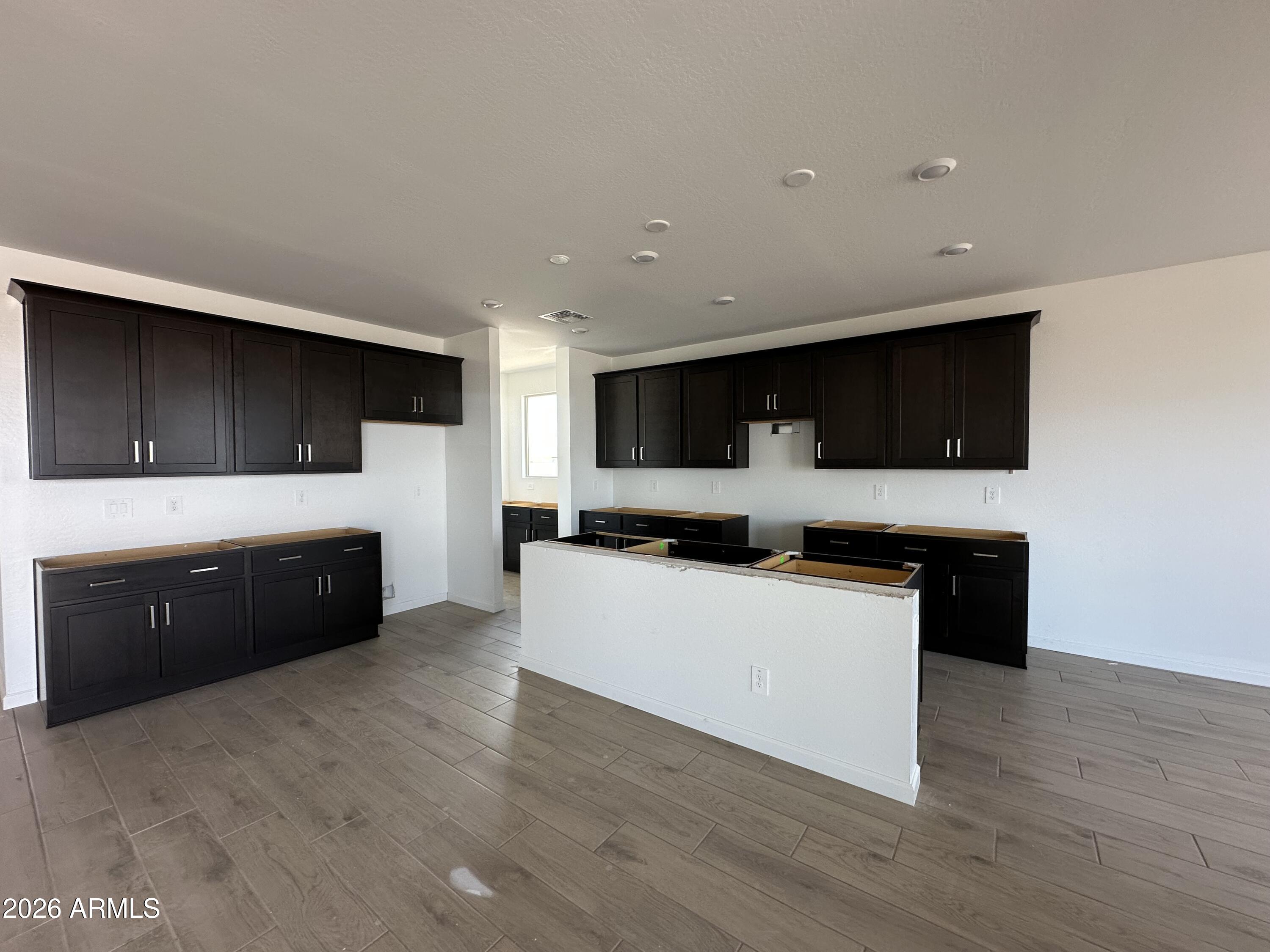 47090 W PECAN WOODS --