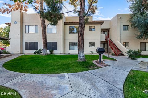 Photo of 750 E Northern Avenue #2143, Phoenix, AZ 85020 (MLS # 6969322)