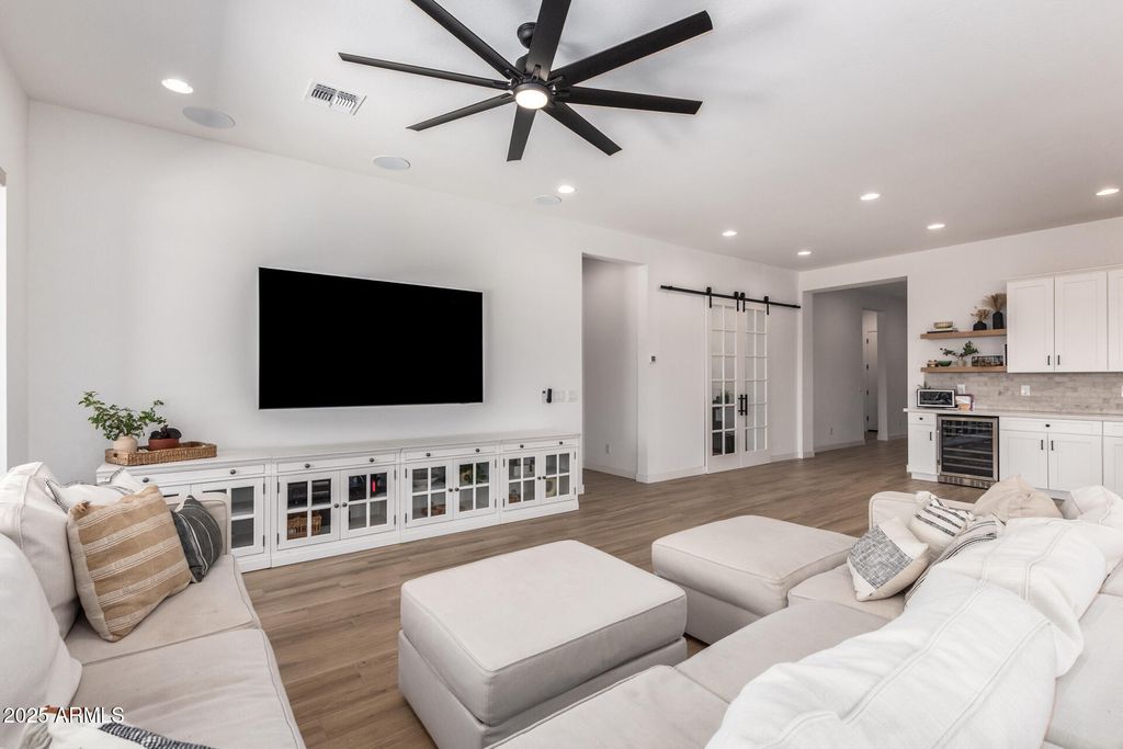 Photo of 6356 S Granite Street, Gilbert, AZ 85298 (MLS # 6920070)