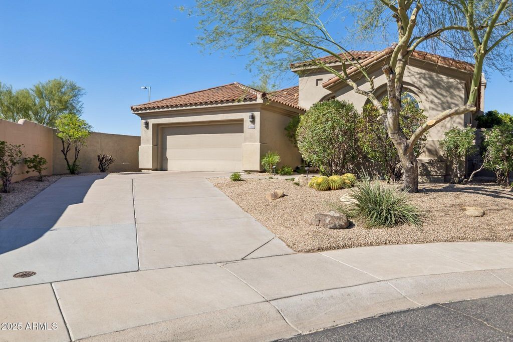 Photo of 7632 E Overlook Drive, Scottsdale, AZ 85255 (MLS # 6934812)