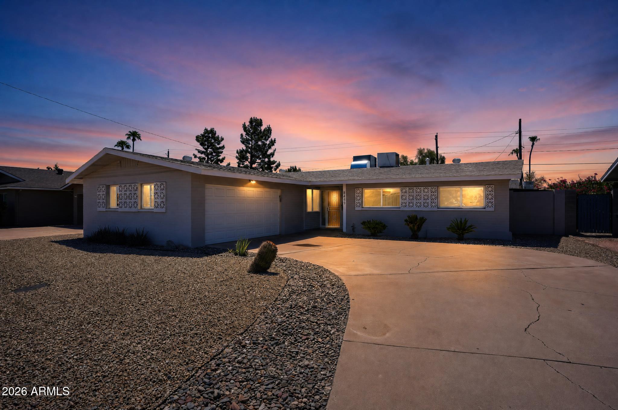8449 E JACKRABBIT Road