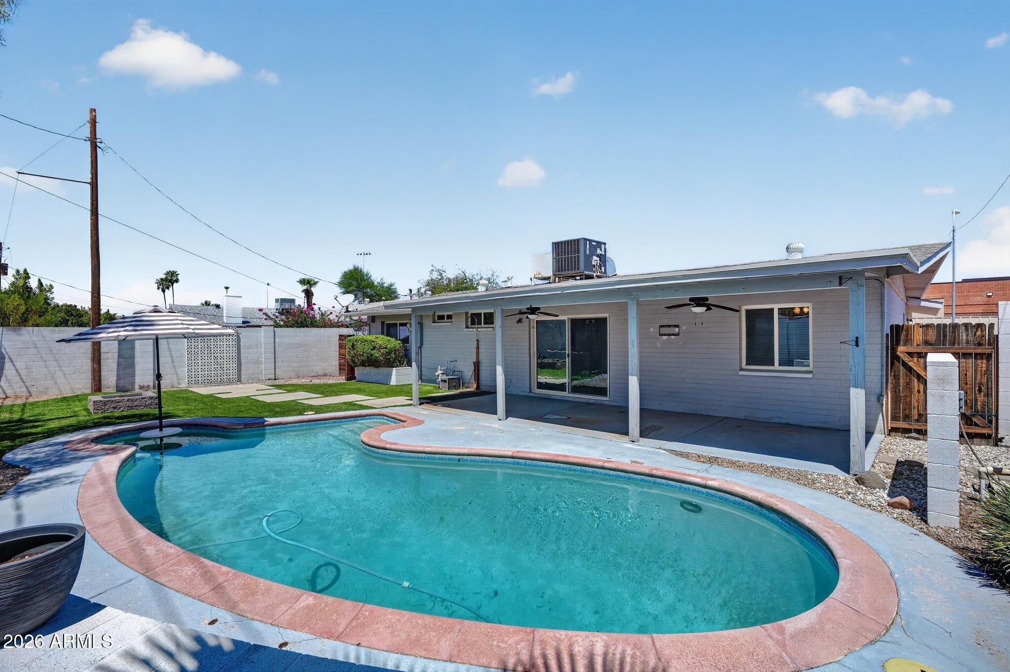 8449 E JACKRABBIT Road