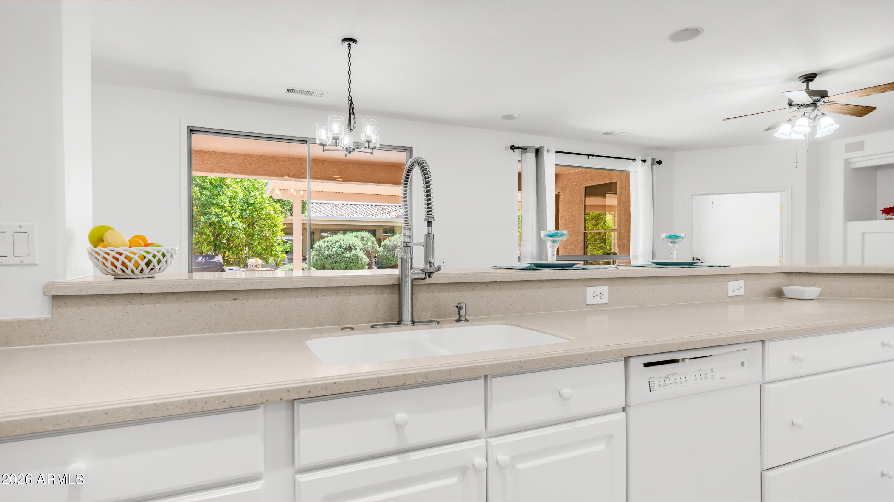 15109 W ROUNDERS Drive