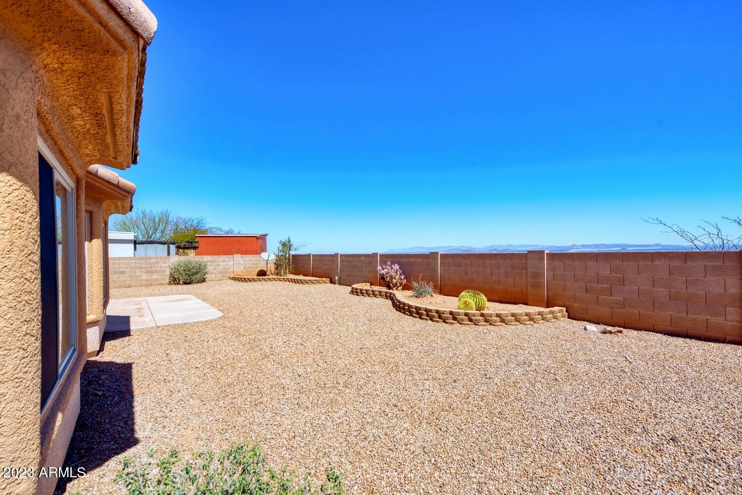 CASAS ADOBE - Residential