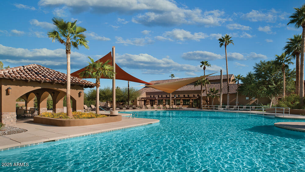 5775 N Oak Creek Drive