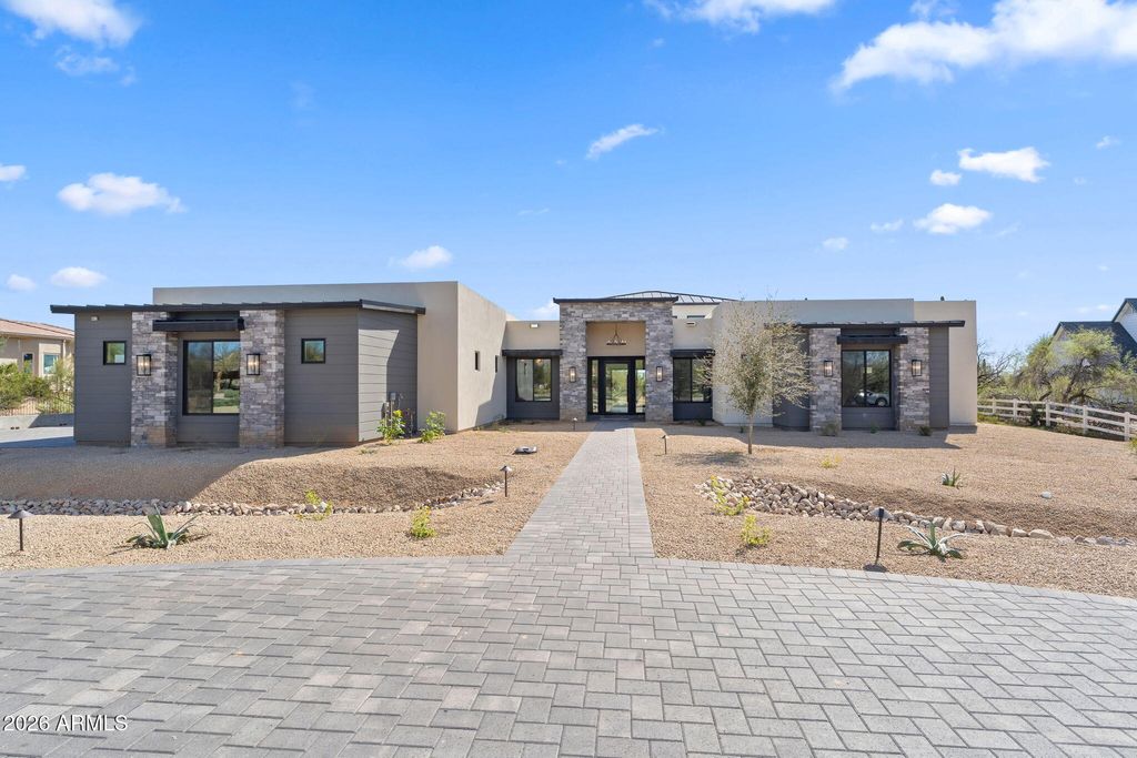 Photo of 6615 E Dove Valley Road, Cave Creek, AZ 85331 (MLS # 6952483)