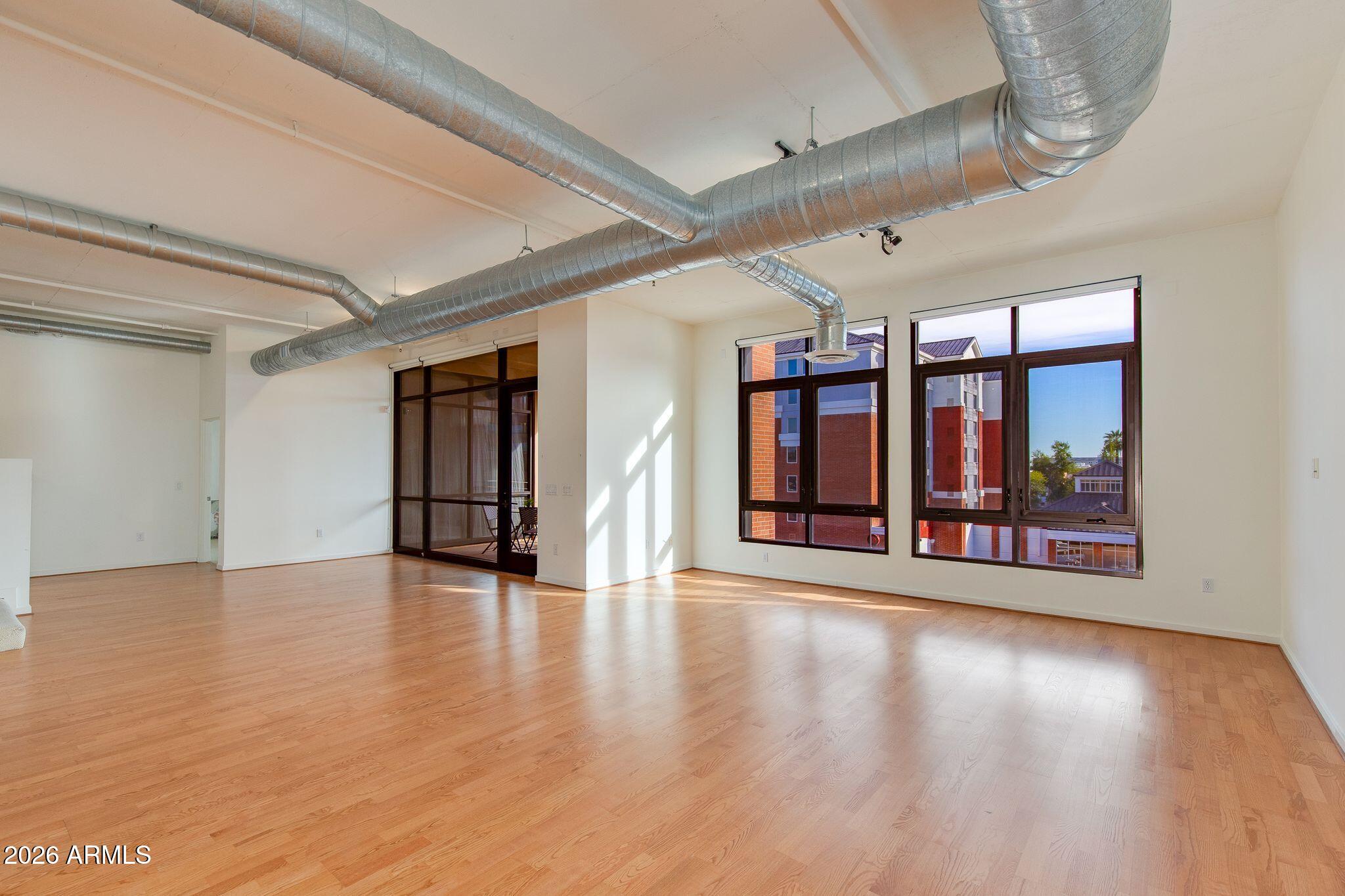 7301 E 3RD Avenue 303