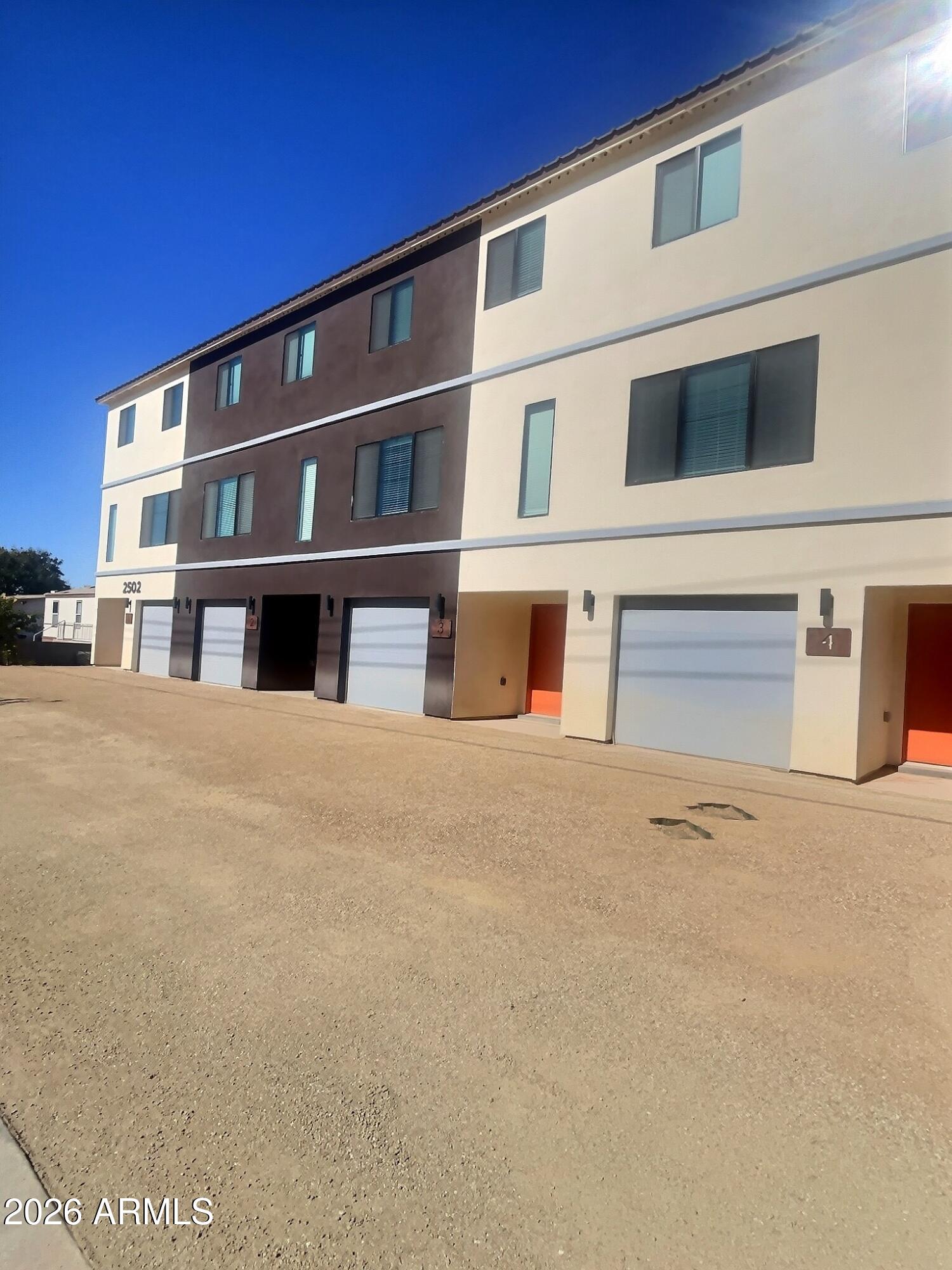 2502 E PARADISE Lane 6