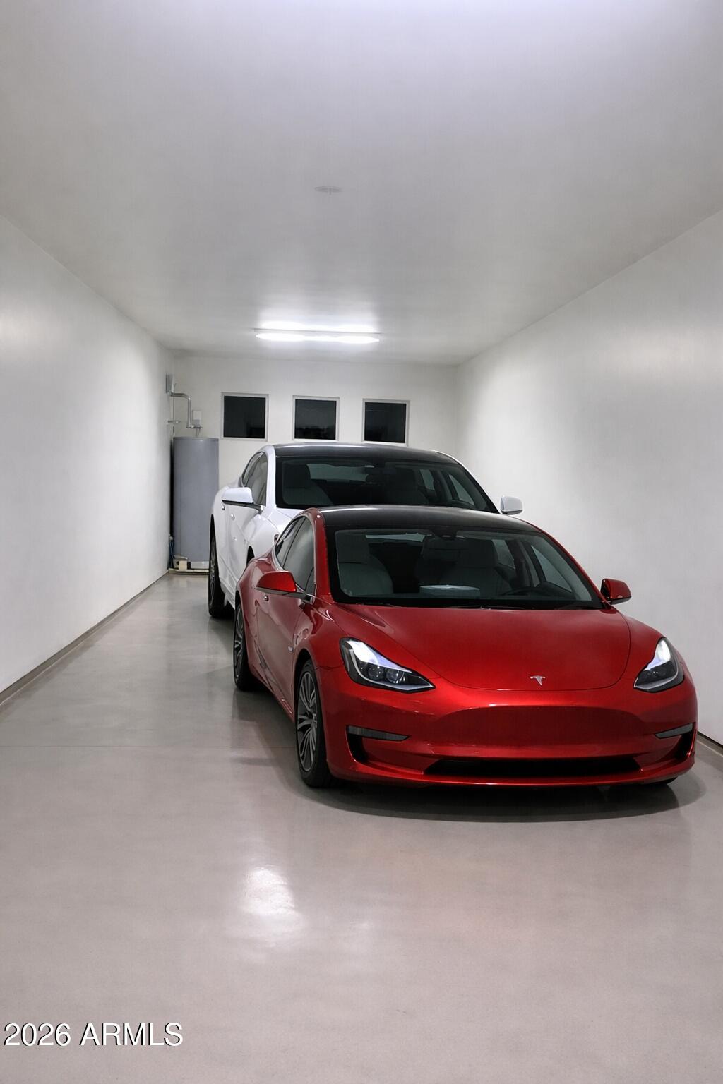 2502 E PARADISE Lane 6