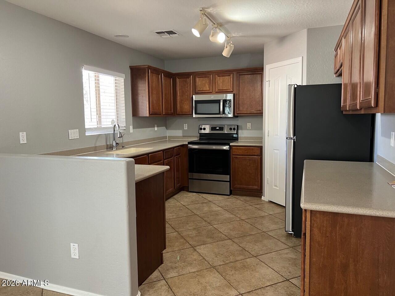 SIERRA MONTANA PARCEL 16 AMD - Residential