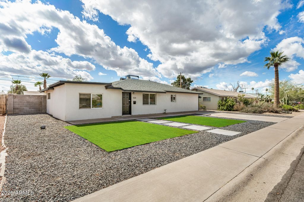 Photo of 533 W 18th Street, Tempe, AZ 85281 (MLS # 6991158)