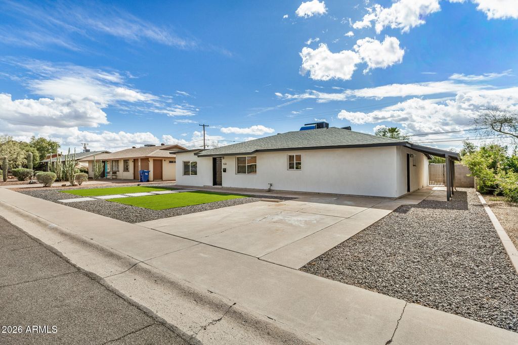 Photo of 533 W 18th Street, Tempe, AZ 85281 (MLS # 6991158)