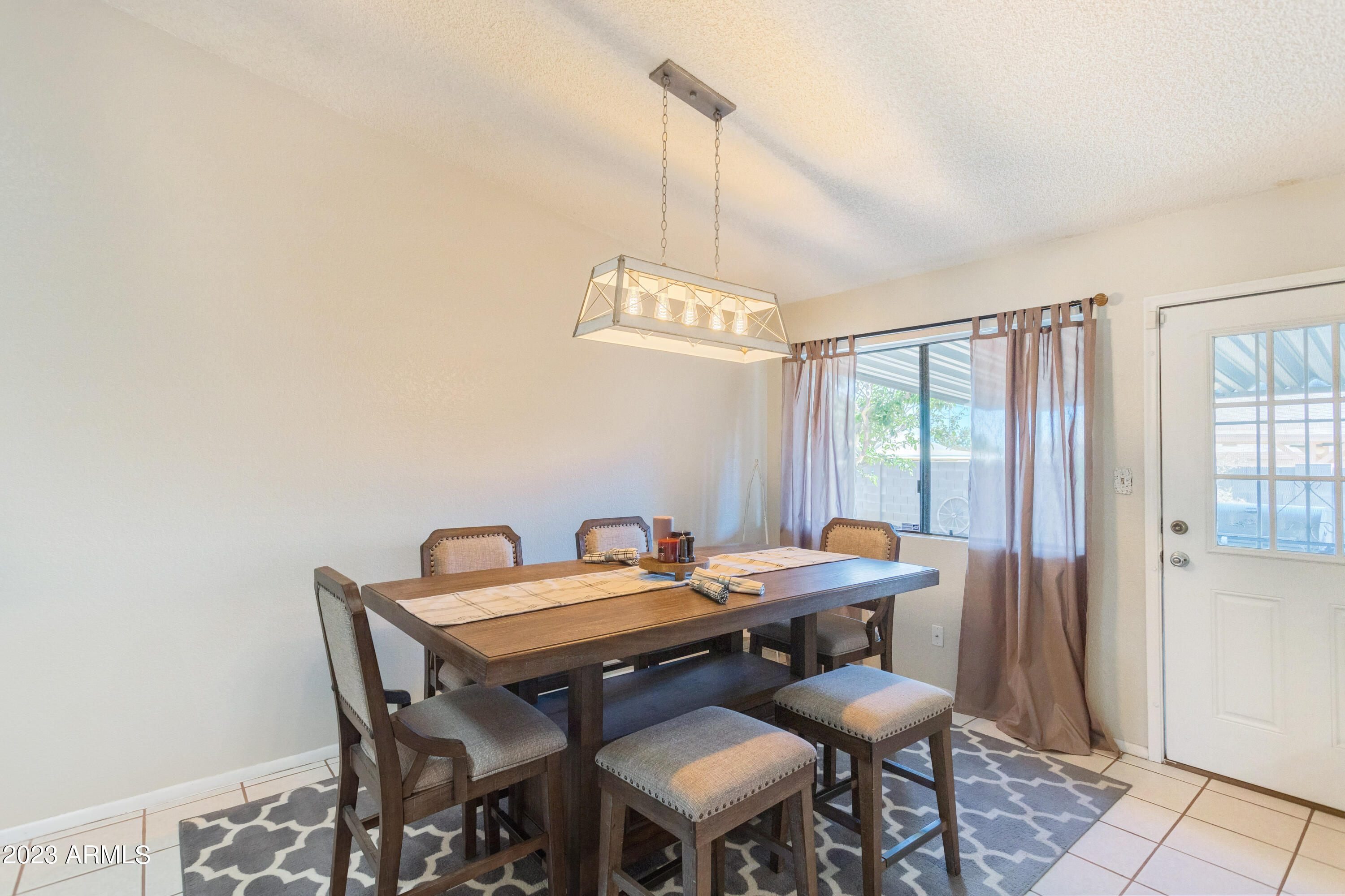 SUMMIT MEADOWS - Residential