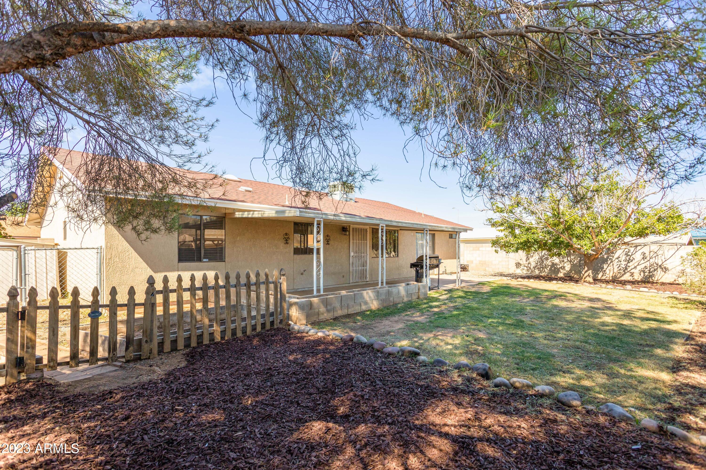 SUMMIT MEADOWS - Residential