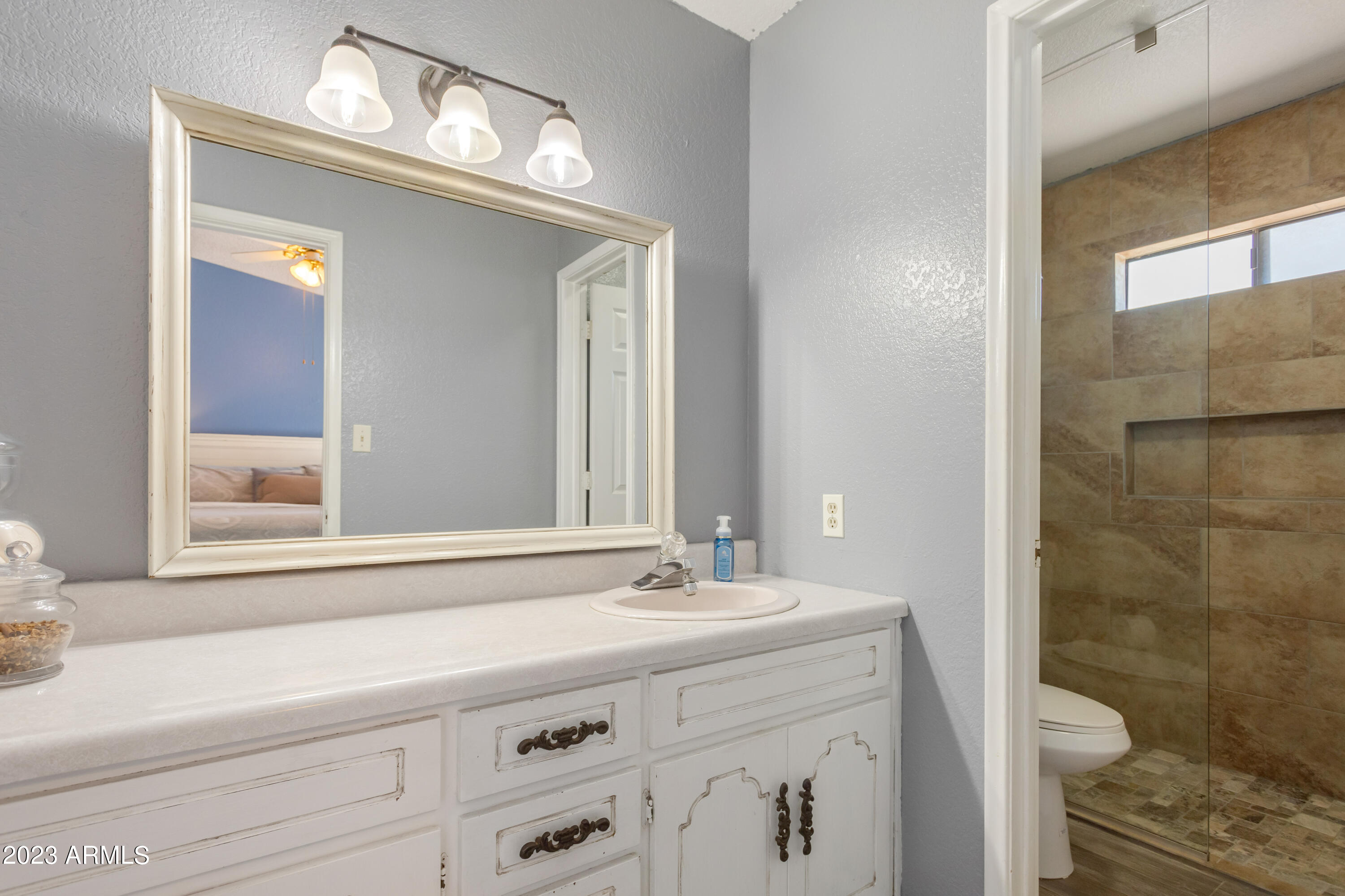 SUMMIT MEADOWS - Residential