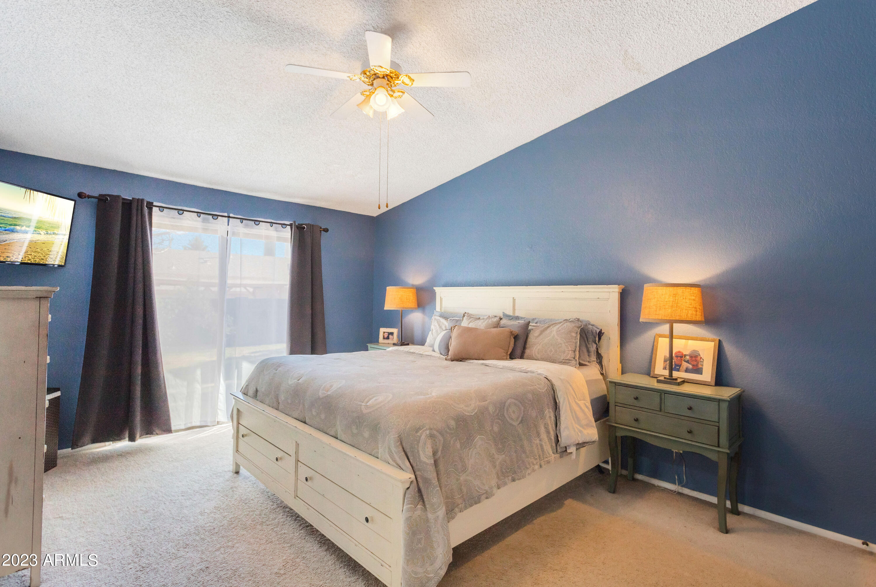 SUMMIT MEADOWS - Residential