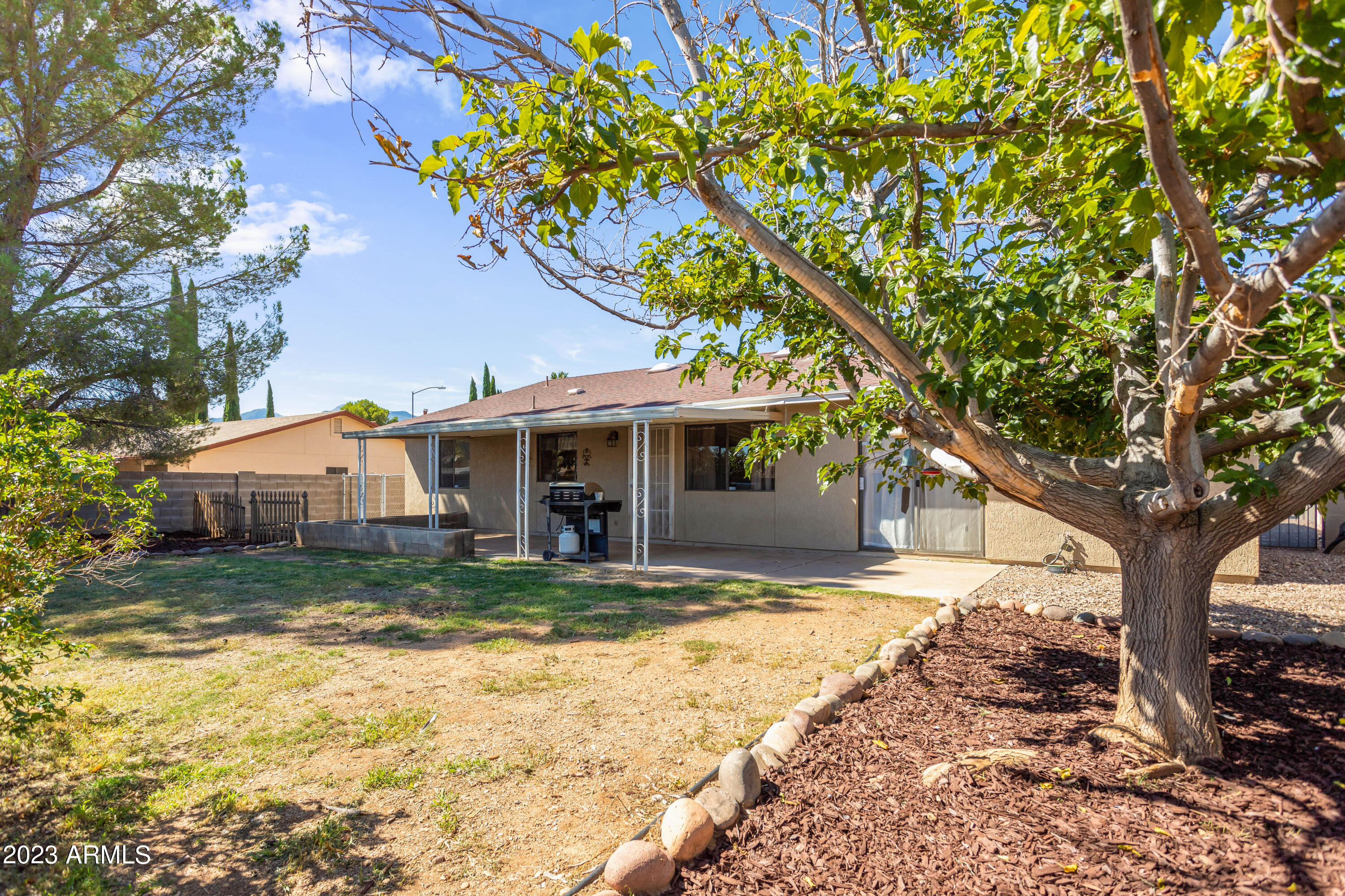 SUMMIT MEADOWS - Residential