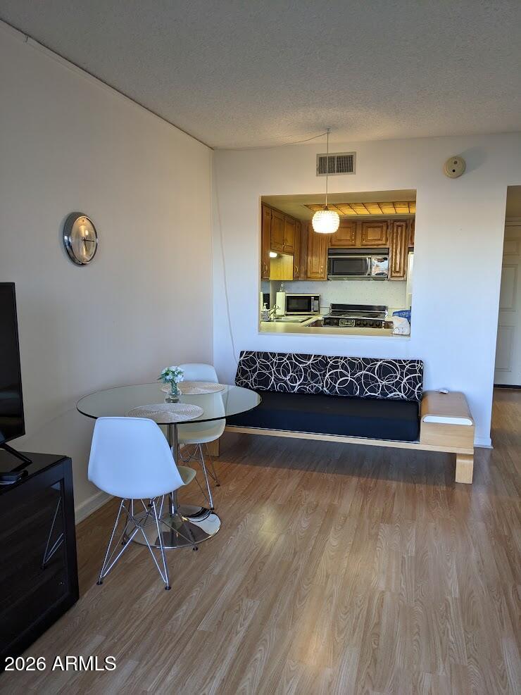 10330 W THUNDERBIRD Boulevard B113