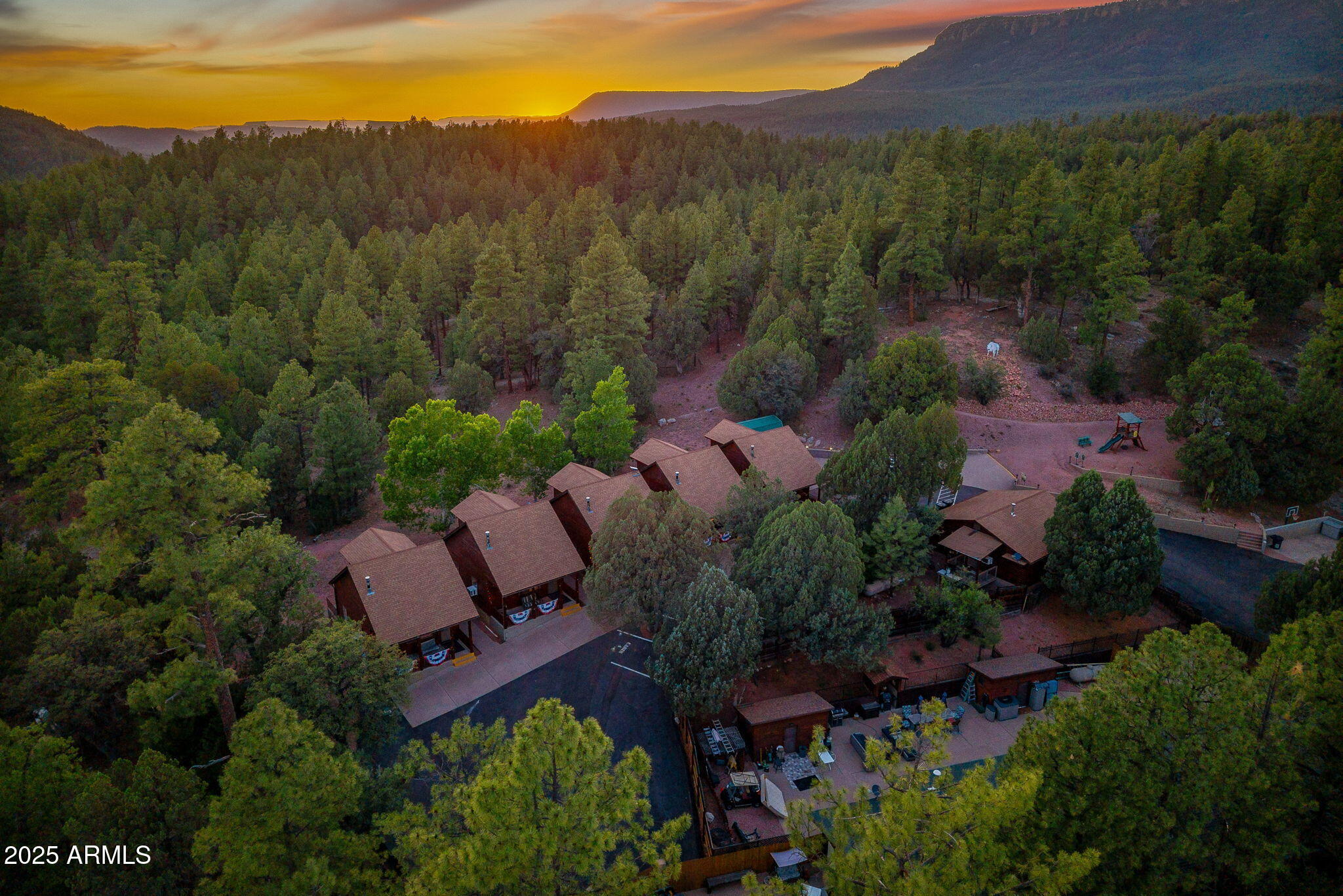 1022 S Hunter Creek Drive