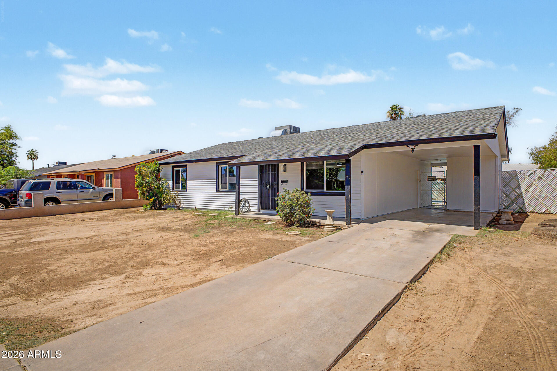 1634 N 64TH Lane